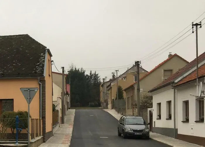 Ubytování v soukromí Podkroví S Koupelnou Svinarov