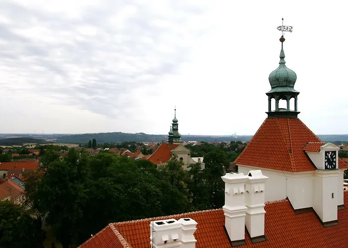 ホームステイ Podkrovi S Koupelnou Svinařov